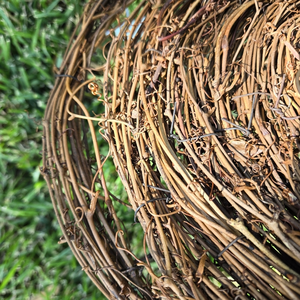 Natural twig grapevine garland, 15 feet NEW - Picture 5 of 5